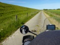 Am Deich entlang